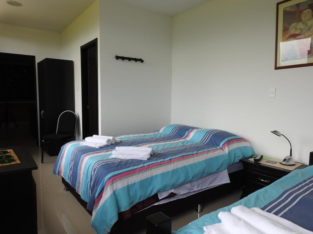 Hostal La Sultana Санта-Роса-де-Кабаль Экстерьер фото